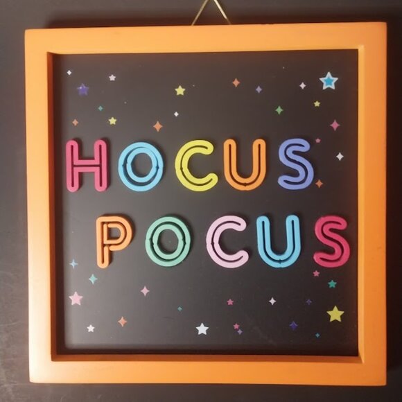 Hocus Pocus Wall Decor - Picture 1 of 9